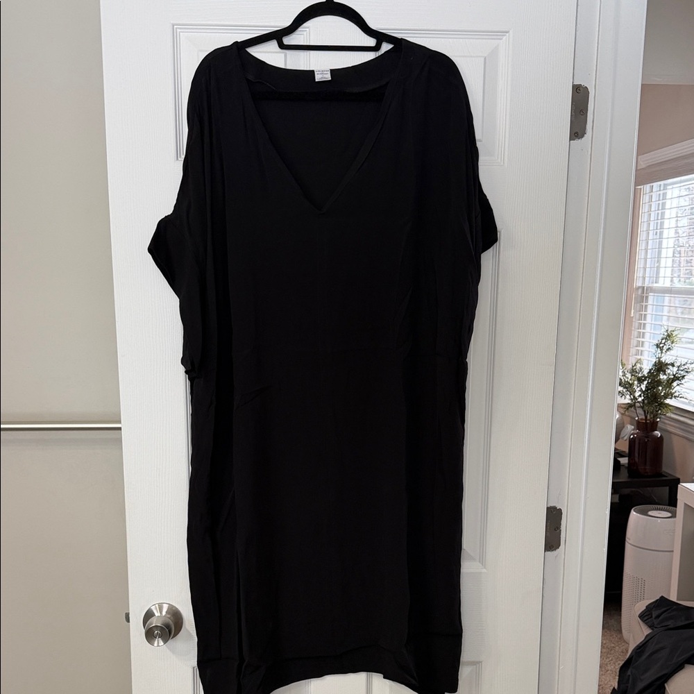 Melrose and Market Classic Black Garment